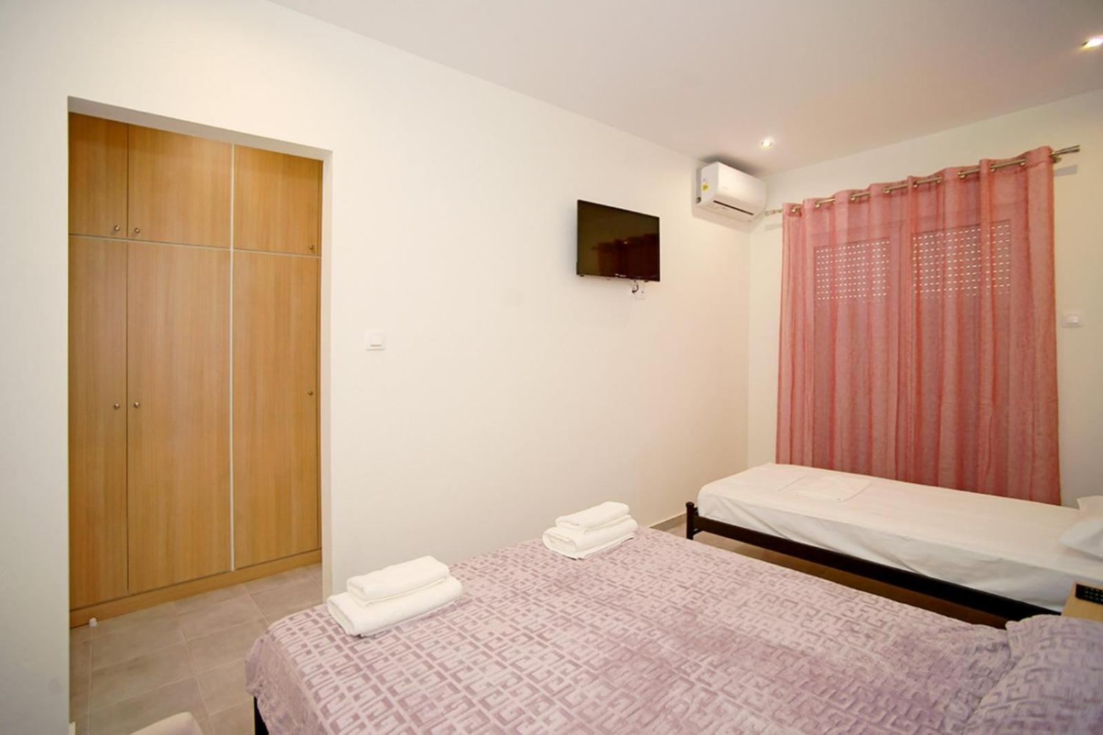 קיפריסיה Karnagio Rooms מראה חיצוני תמונה