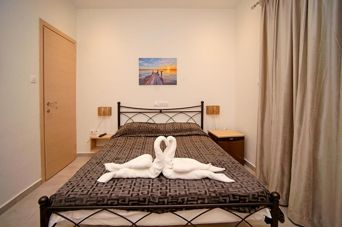 קיפריסיה Karnagio Rooms מראה חיצוני תמונה