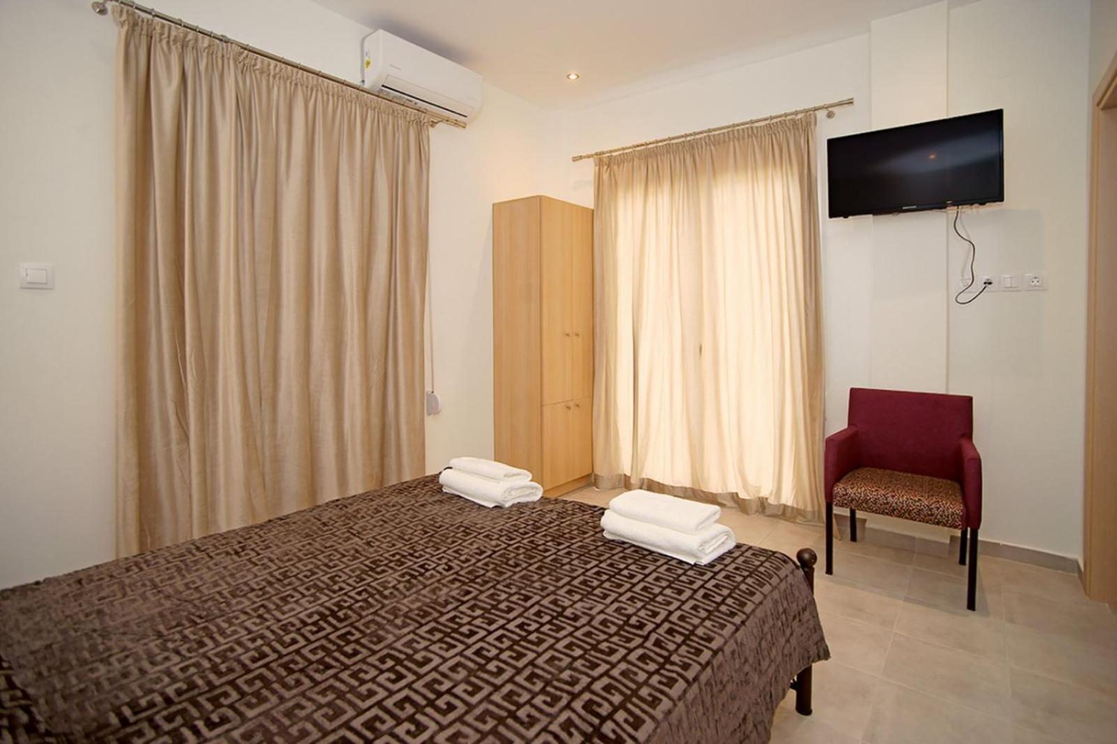 קיפריסיה Karnagio Rooms מראה חיצוני תמונה