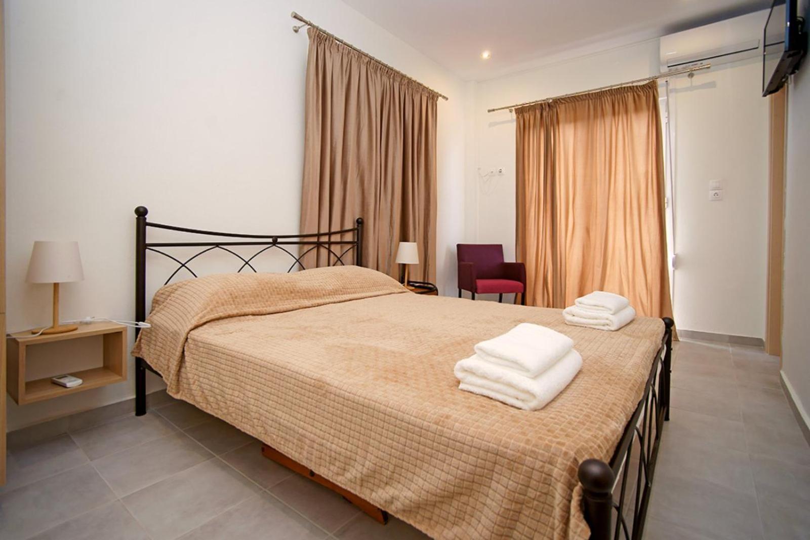 קיפריסיה Karnagio Rooms מראה חיצוני תמונה